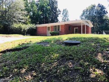 Main picture of 123 N 17th Ave