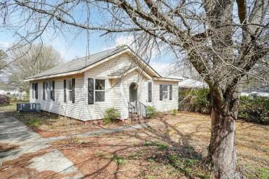 Main picture of 307 N Layton Ave