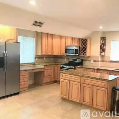 Main picture of 843 22nd Ave N