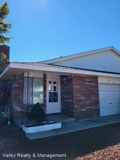 Main picture of 271 W Hampton Dr