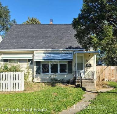 Main picture of 902 Coventry Ave