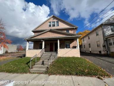 Main picture of 7 1/2 Adams Ave