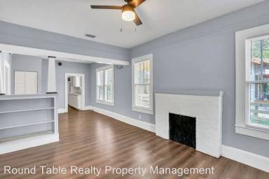 Main picture of 136 W 23rd St