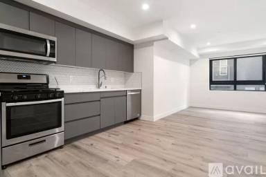 Main picture of 846 S Mariposa Ave