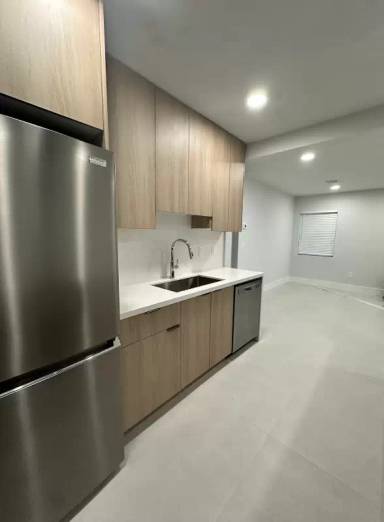 Main picture of 1628 NW 5th Ave