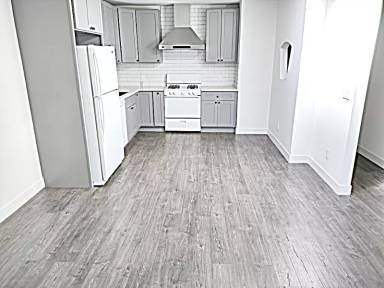 Main picture of 246 Thrift St