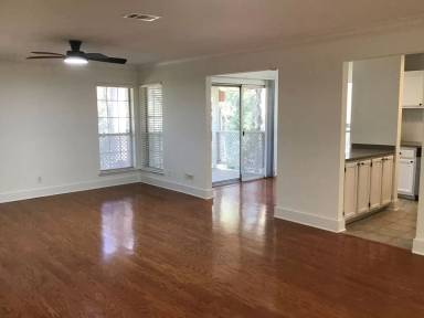 Main picture of 6822 Glenridge Dr