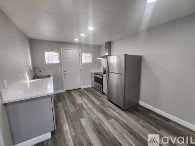 Main picture of 3940 5th St