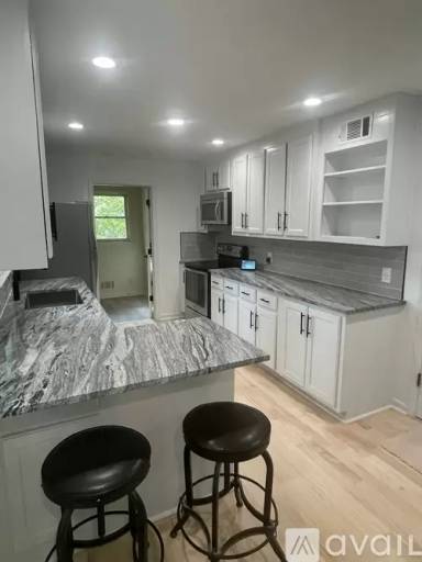 Main picture of 160 Boxelder Ln