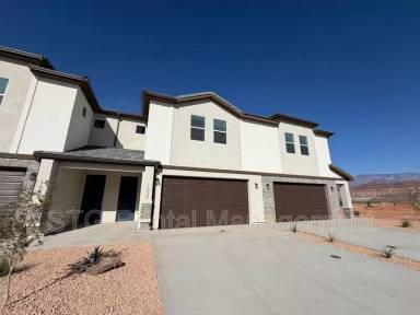 Main picture of 1020 S 4380 W