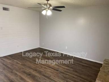 Main picture of Sun Valley Apartments