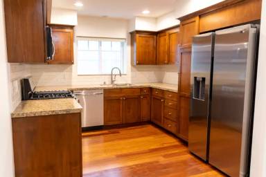 Main picture of 5906 Murietta Ave
