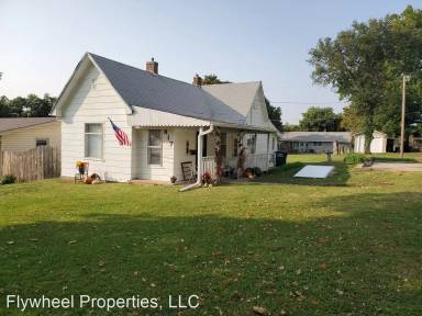 Main picture of 817 Webster St