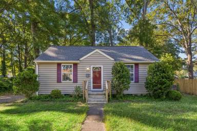 Main picture of 624 Sterling St