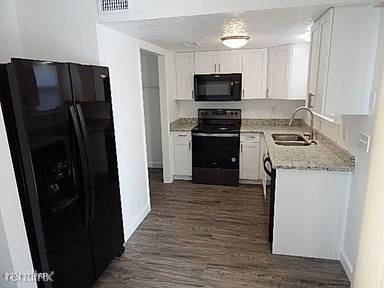 Main picture of 2708 E 17th St