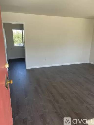 Main picture of 1060 Pajaro St