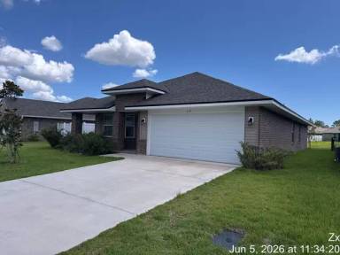 Main picture of 68 Rivertown Rd