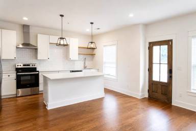 Main picture of 214 Allison Way