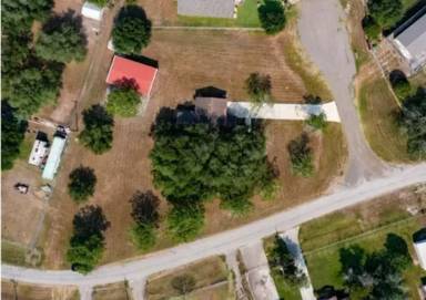 Main picture of 9027 County Road 748