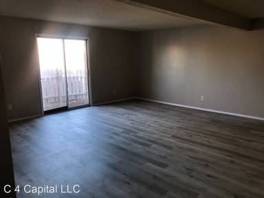 Main picture of 250 Apple Tree Ct