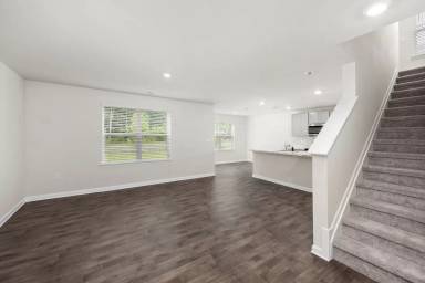 Main picture of 56 Currant Cir