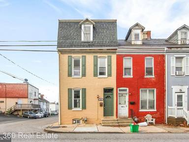 Main picture of 26 N Sherman St