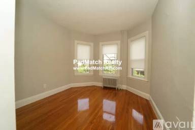 Main picture of 23 Maple St