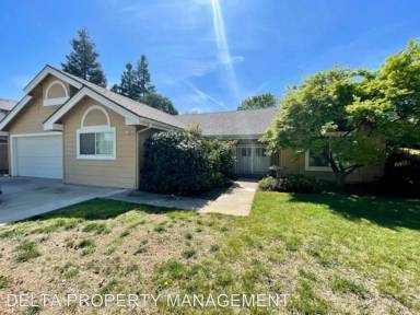 Main picture of 530 W Alluvial Ave