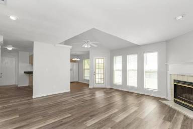 Main picture of 4807 Summer Creek Cv