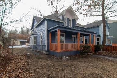 Main picture of 368 E 7th Ave