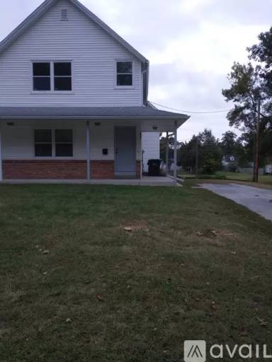 Main picture of 623 1/2 Grove St