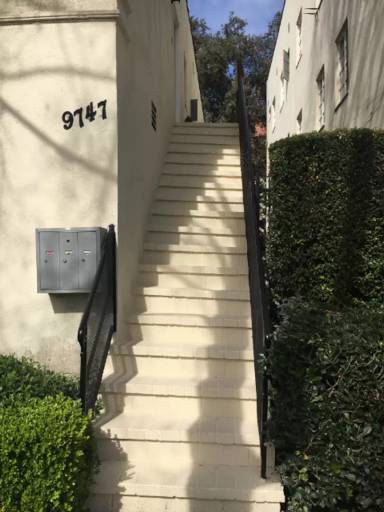 Main picture of 153 S Linden Dr