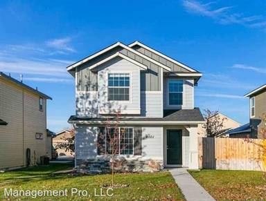 Main picture of 4501 N Elsinore Ave