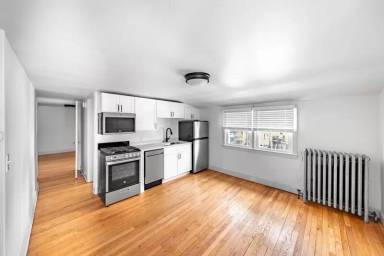 Main picture of 107 Caroline St