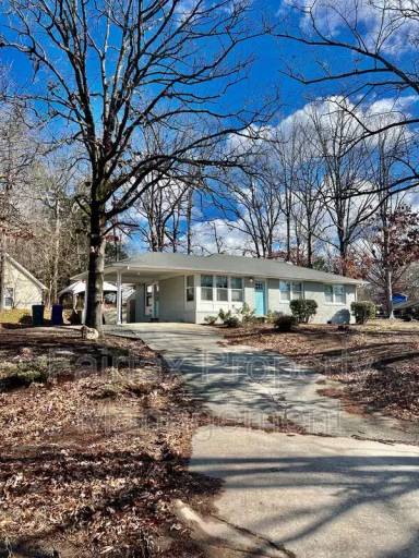 Main picture of 1103 Delano St