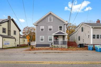 Main picture of 32 Maple St