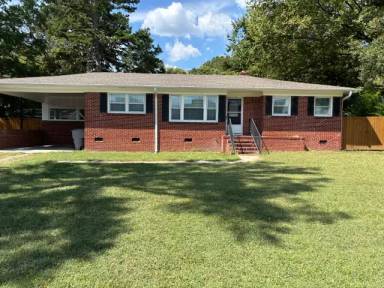 Main picture of 715 Long Ave