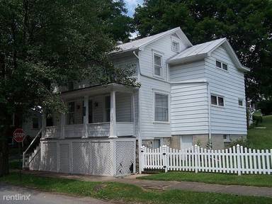Main picture of 201 E Water St