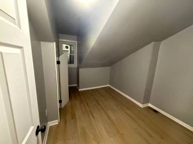 Main picture of 7 Roscoe St