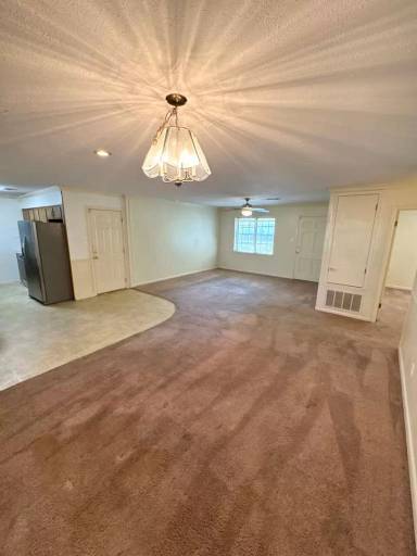 Main picture of 2134 Waymon St