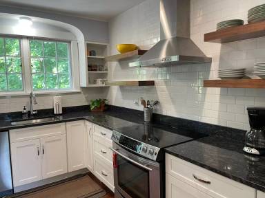Main picture of 1051 State Rd