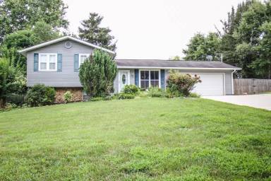 Main picture of 1913 Plumb Creek Cir