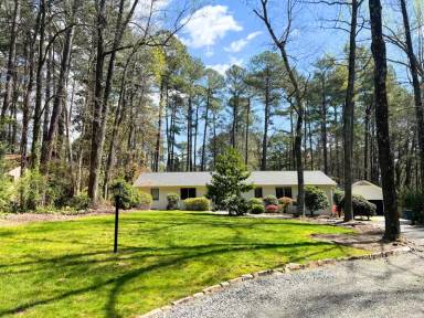 Main picture of 2747 Sevier St