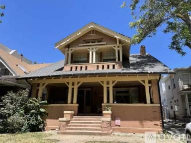 Main picture of 427 E 1st Ave
