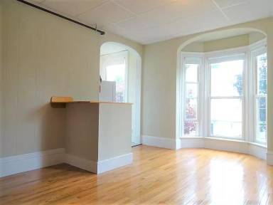 Main picture of 279 Brackett St