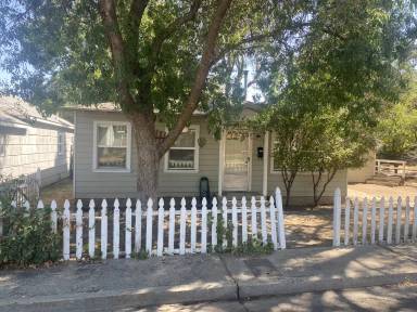 Main picture of 522 3rd St