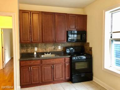 Main picture of 735 Avenue A