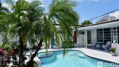 Main picture of 3693 NE 20th Ave