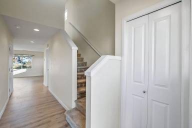 Main picture of 8424 10th Pl SE