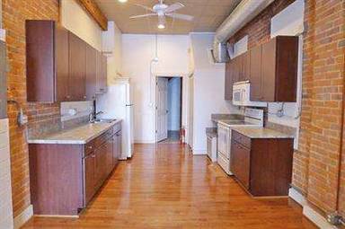 Main picture of 2699 Guoin St